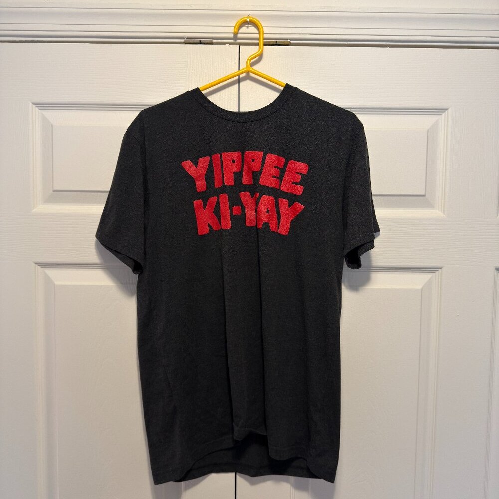 Homage Yippee Ki-Yay Tee Shirt Large
